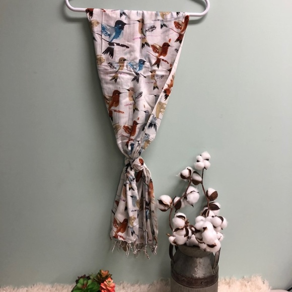 Art Studio Fringed Scarf: Hummingbird Design - Picture 2 of 5